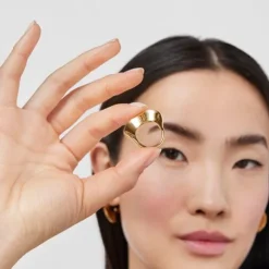 Anillo grande con baño de oro 18 kt sobre plata Gregal^TOUS Discount