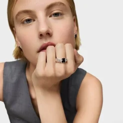 Anillo mediano de plata y motivo oso en ónix Icon Color^TOUS New