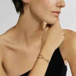 Pulsera de oro con diamantes y nylon negro MANIFESTO^TOUS Outlet